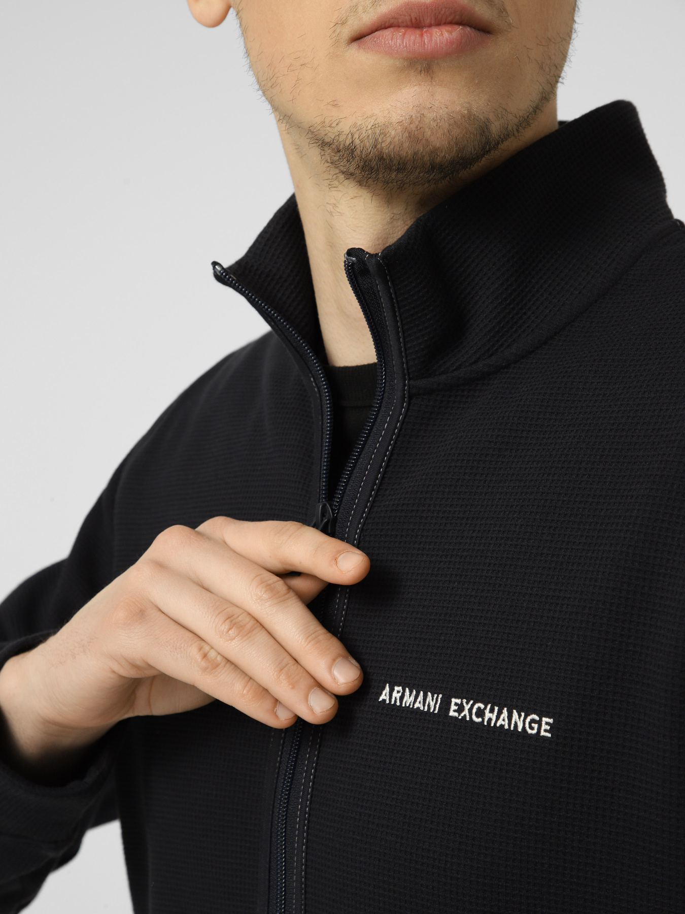 Худи и свитшоты Armani Exchange модель XM002327-AF21870-UB101 Фото