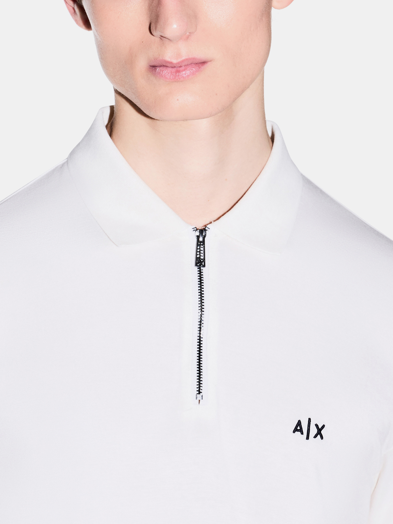 Футболки и поло Armani Exchange модель XM002372-AF21936-U0009 Фото