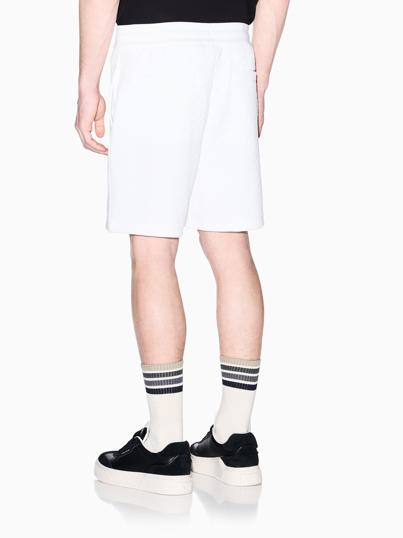 Шорты Armani Exchange модель XM002345-AF21862-U0009 Шорты Armani Exchange модель XM002345-AF21862-U0009 Фото