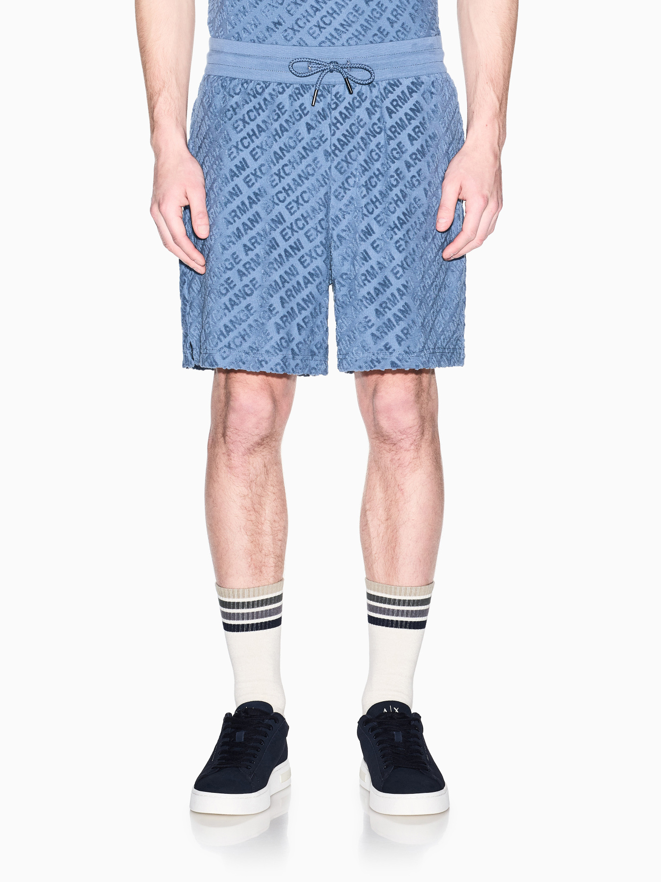 Шорти Armani Exchange модель XM002348-AF21860-U9302 Шорти Armani Exchange модель XM002348-AF21860-U9302 Фото