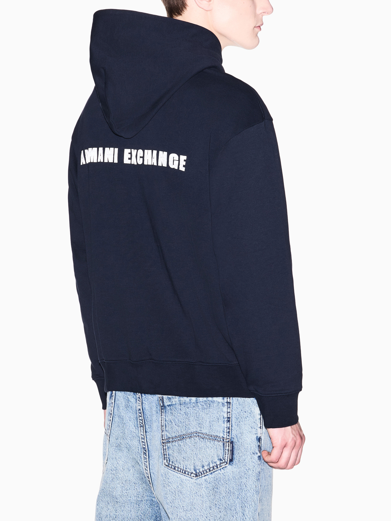 Худи и свитшоты Armani Exchange модель XM002388-AF20169-UB101 Худи и свитшоты Armani Exchange модель XM002388-AF20169-UB101 Фото