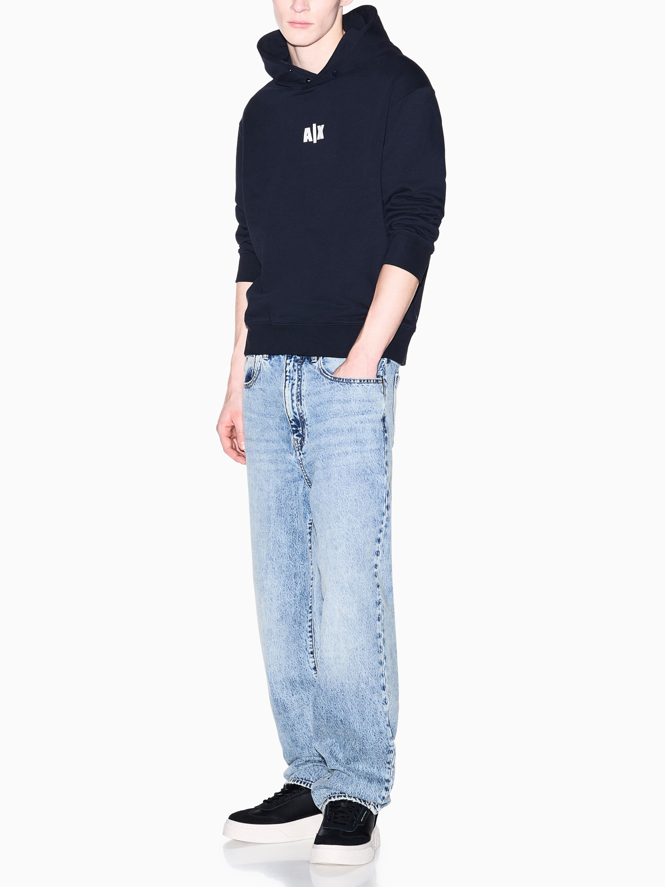 Худи и свитшоты Armani Exchange модель XM002388-AF20169-UB101 Худи и свитшоты Armani Exchange модель XM002388-AF20169-UB101 Фото