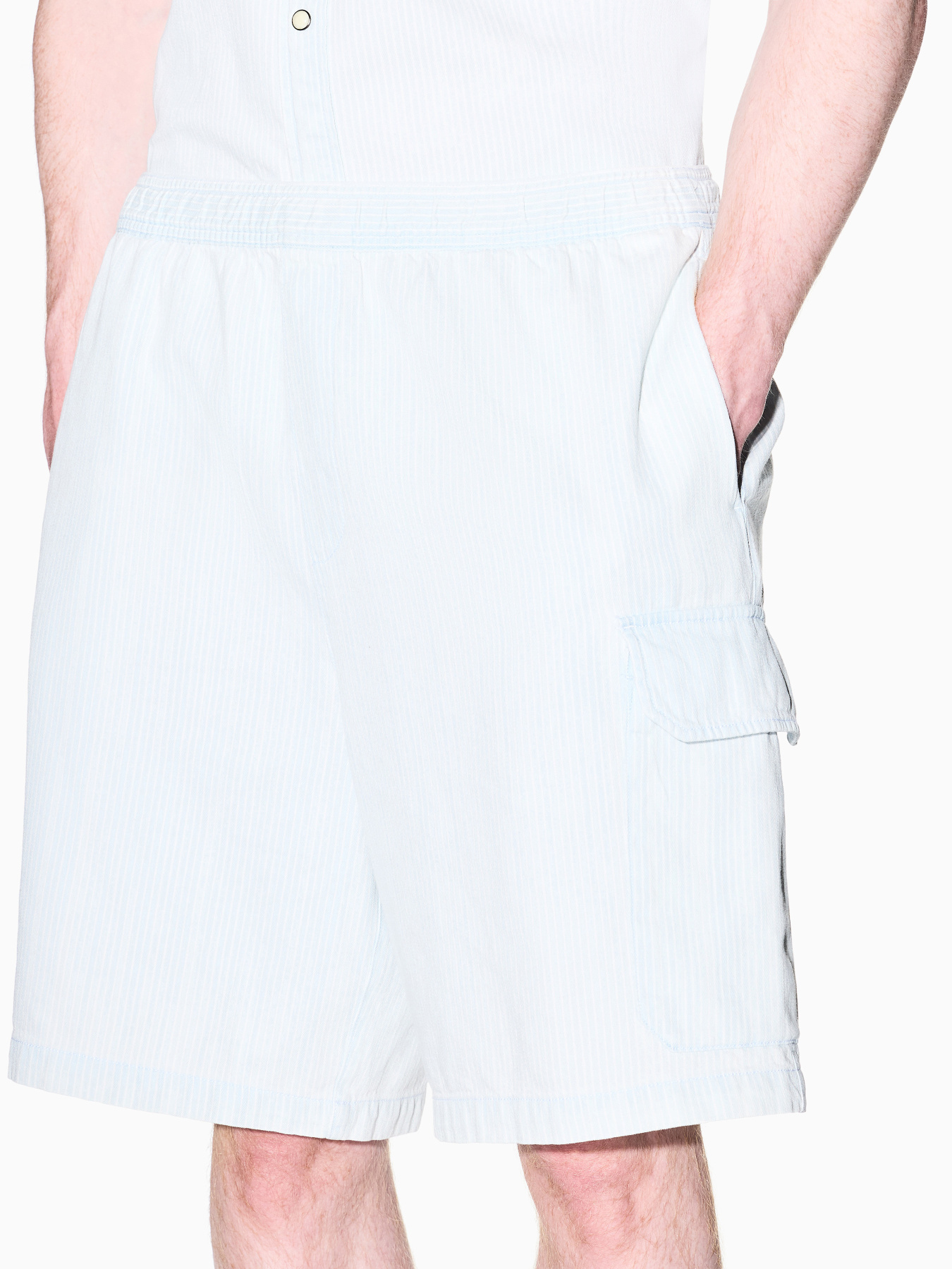 Шорты Armani Exchange модель XM002810-AF22638-FB380 Шорты Armani Exchange модель XM002810-AF22638-FB380 Фото