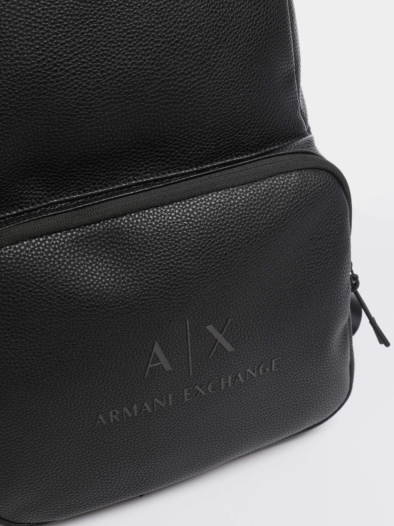 Рюкзаки Armani Exchange модель 952067-CC352-56620 Рюкзаки Armani Exchange модель 952067-CC352-56620 Фото