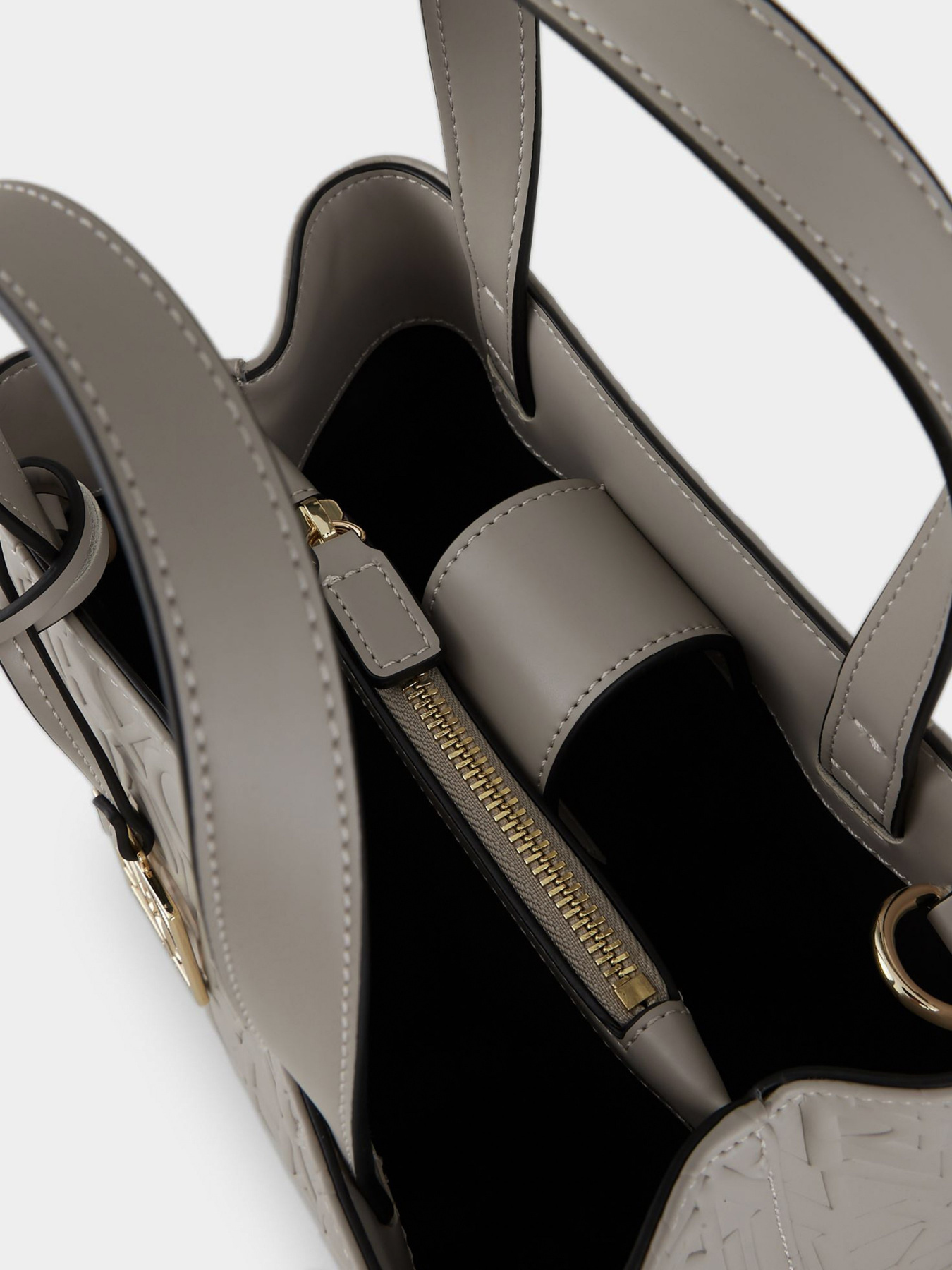 Сумки Armani Exchange модель 942647-CC793-07351 Фото