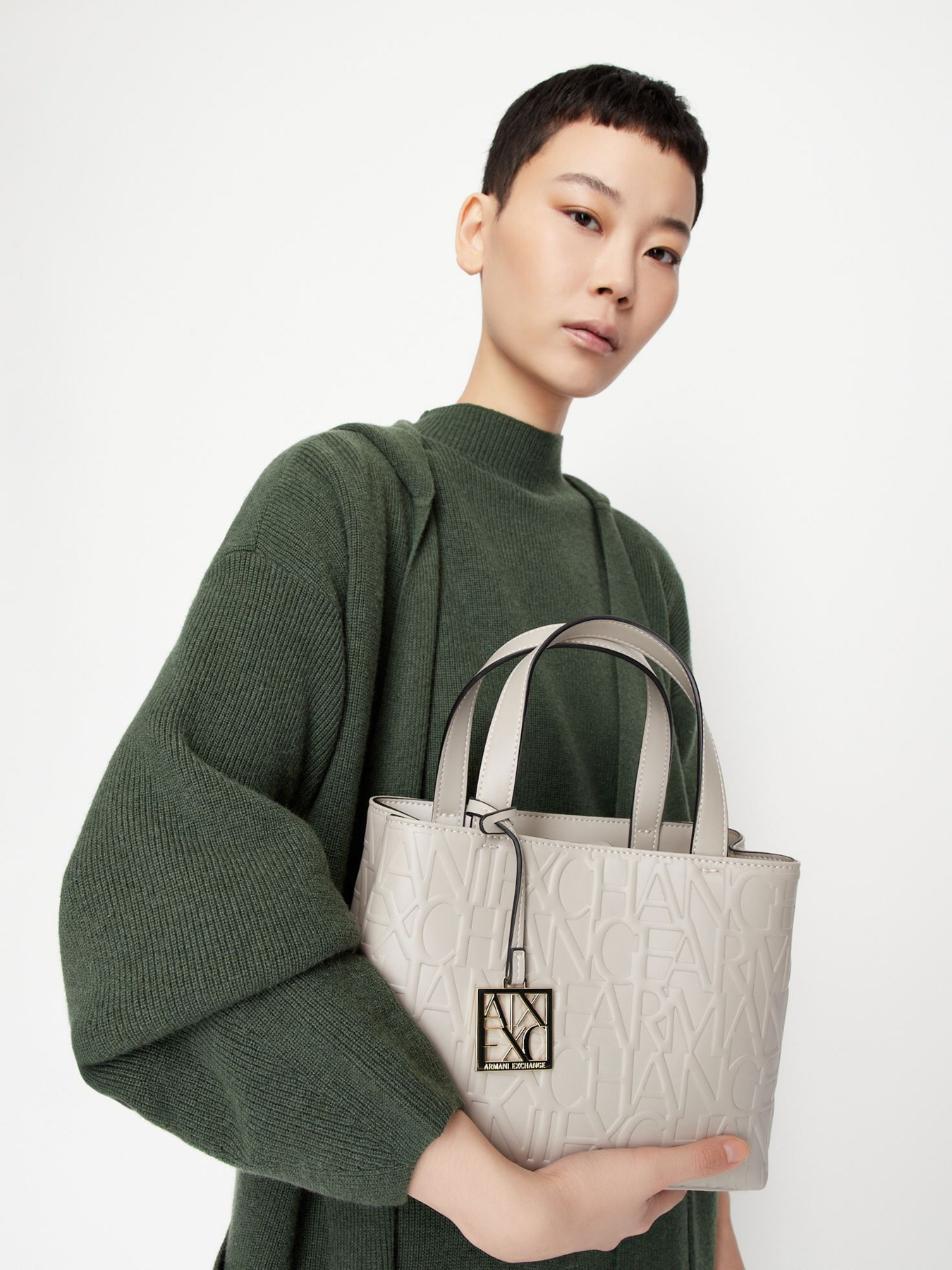 Сумки Armani Exchange модель 942647-CC793-07351 Фото