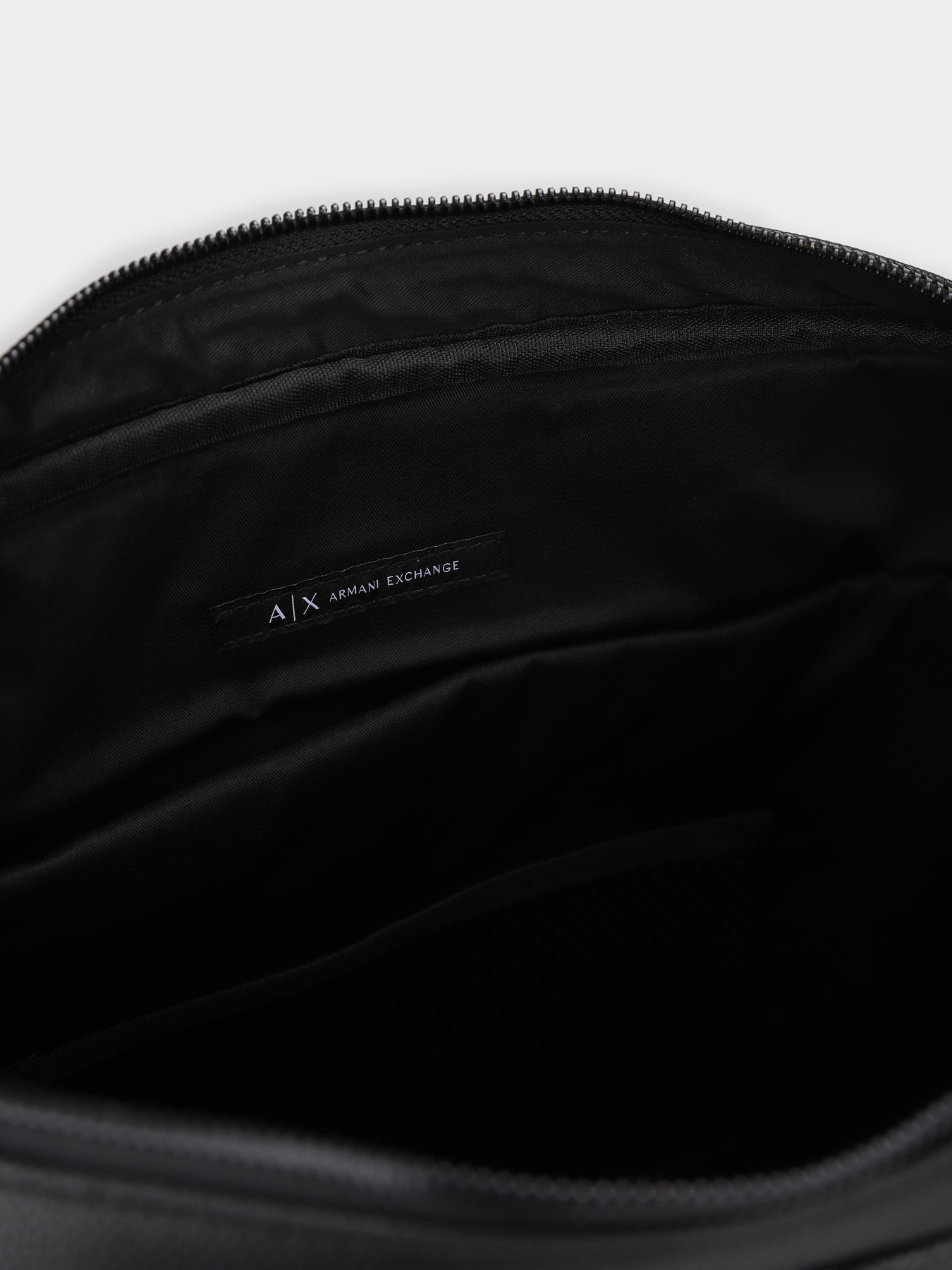Сумки Armani Exchange модель 952393-CC830-00020 Фото