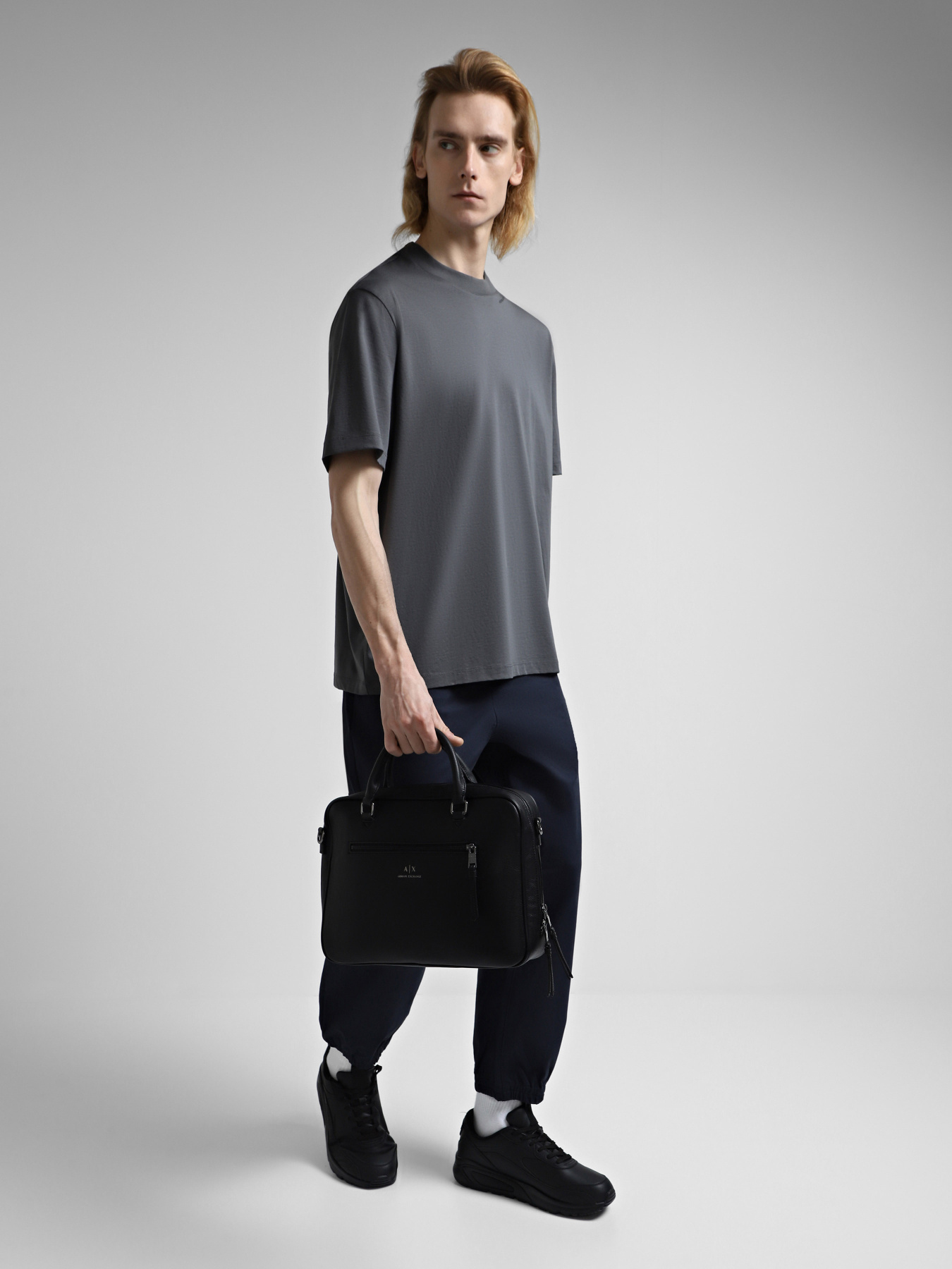 Сумки Armani Exchange модель 952393-CC830-00020 Фото