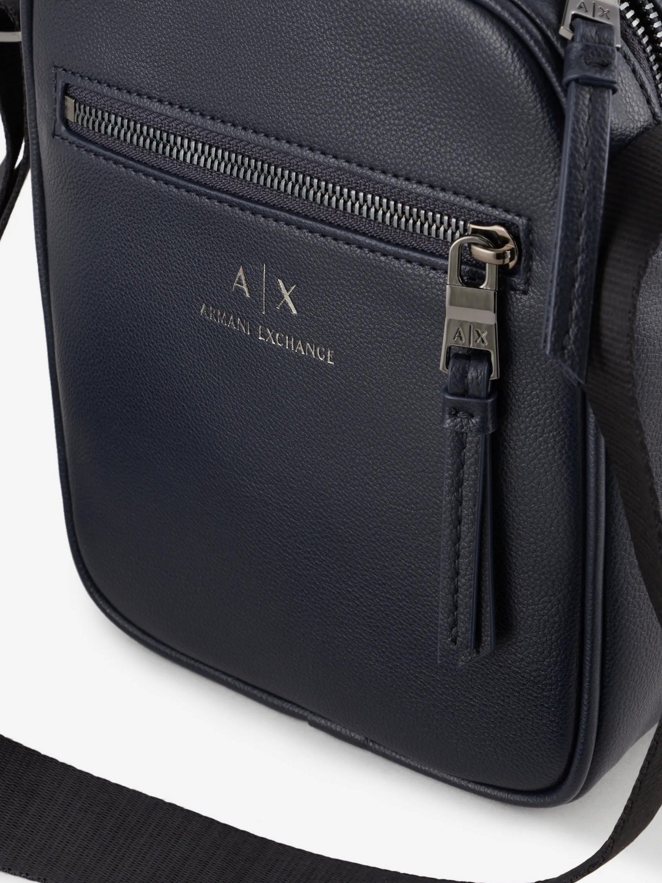 Сумки Armani Exchange модель 952388-CC830-00335 Фото