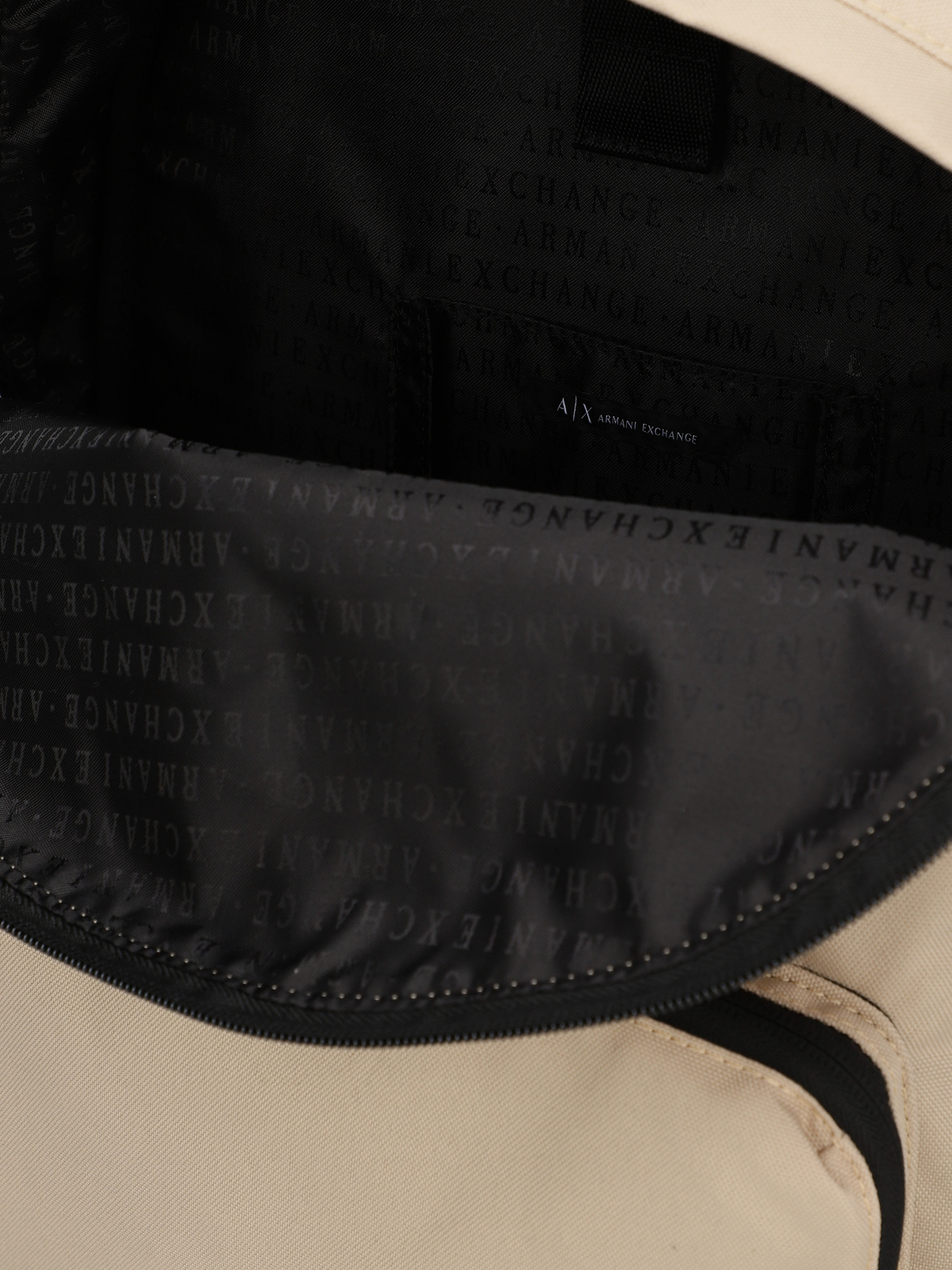 Рюкзаки Armani Exchange модель 952336-CC124-08251 Фото