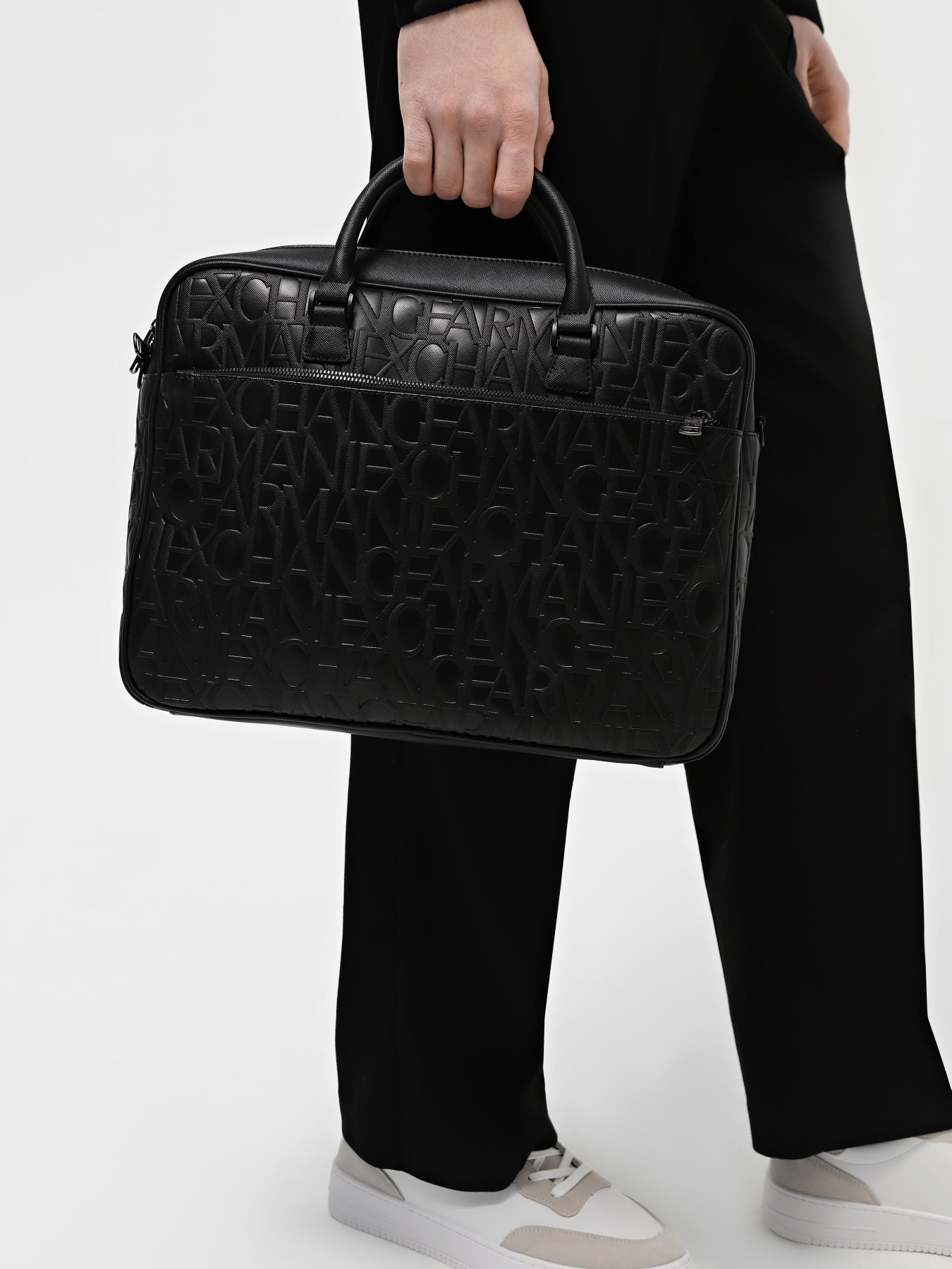 Сумки Armani Exchange модель 952525-CC838-00020 Фото