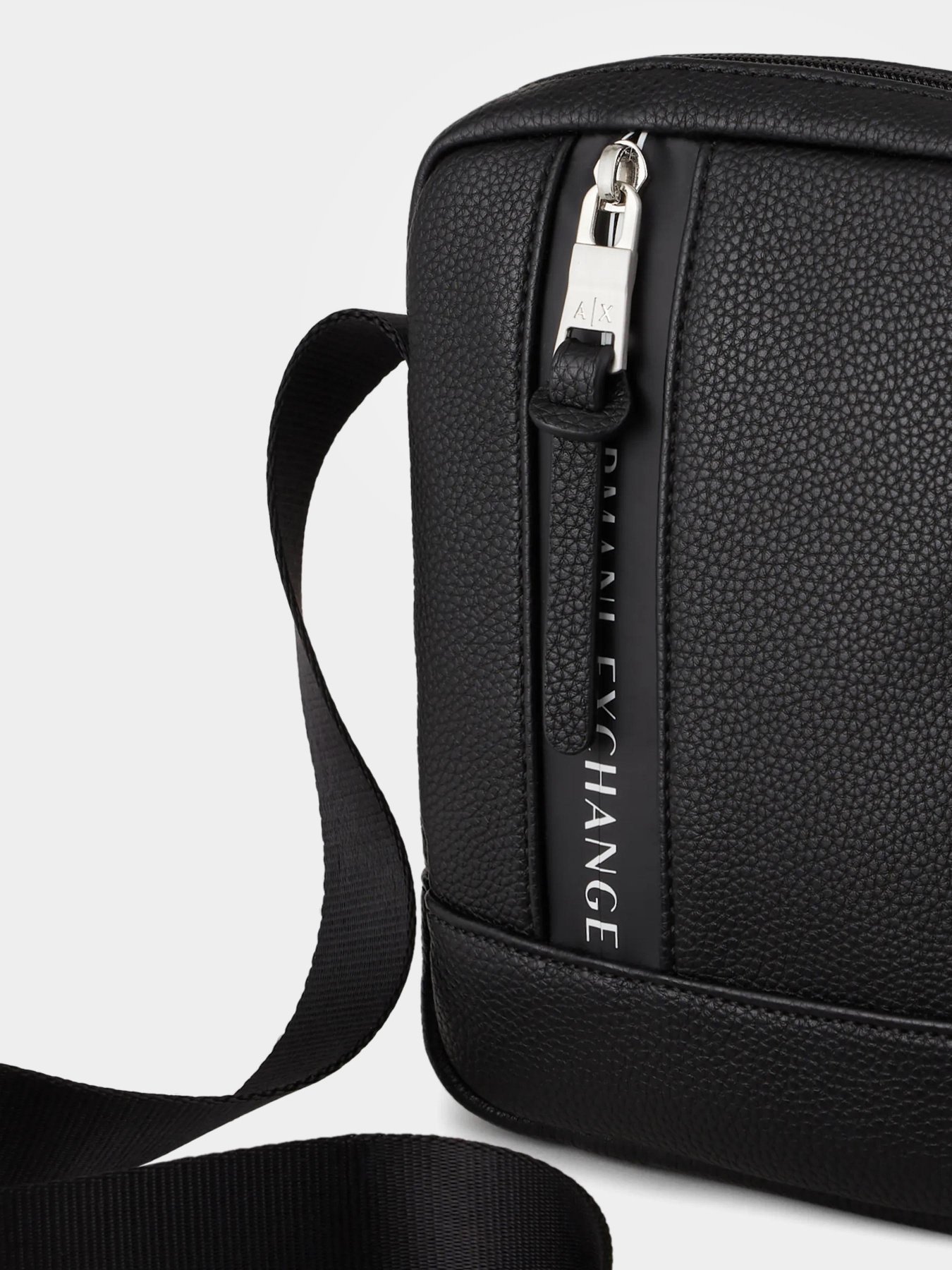 Сумки Armani Exchange модель 952493-3R832-00020 Фото