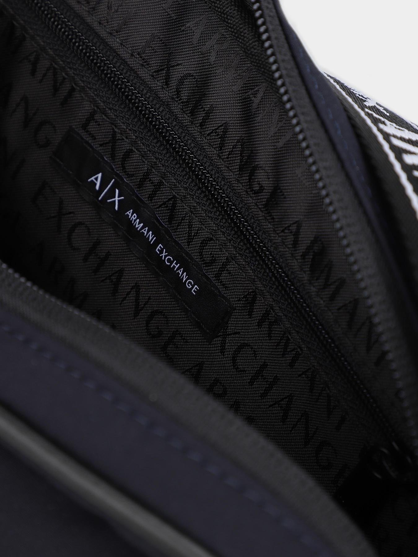 Сумки Armani Exchange модель 952620-4R832-00035 Фото