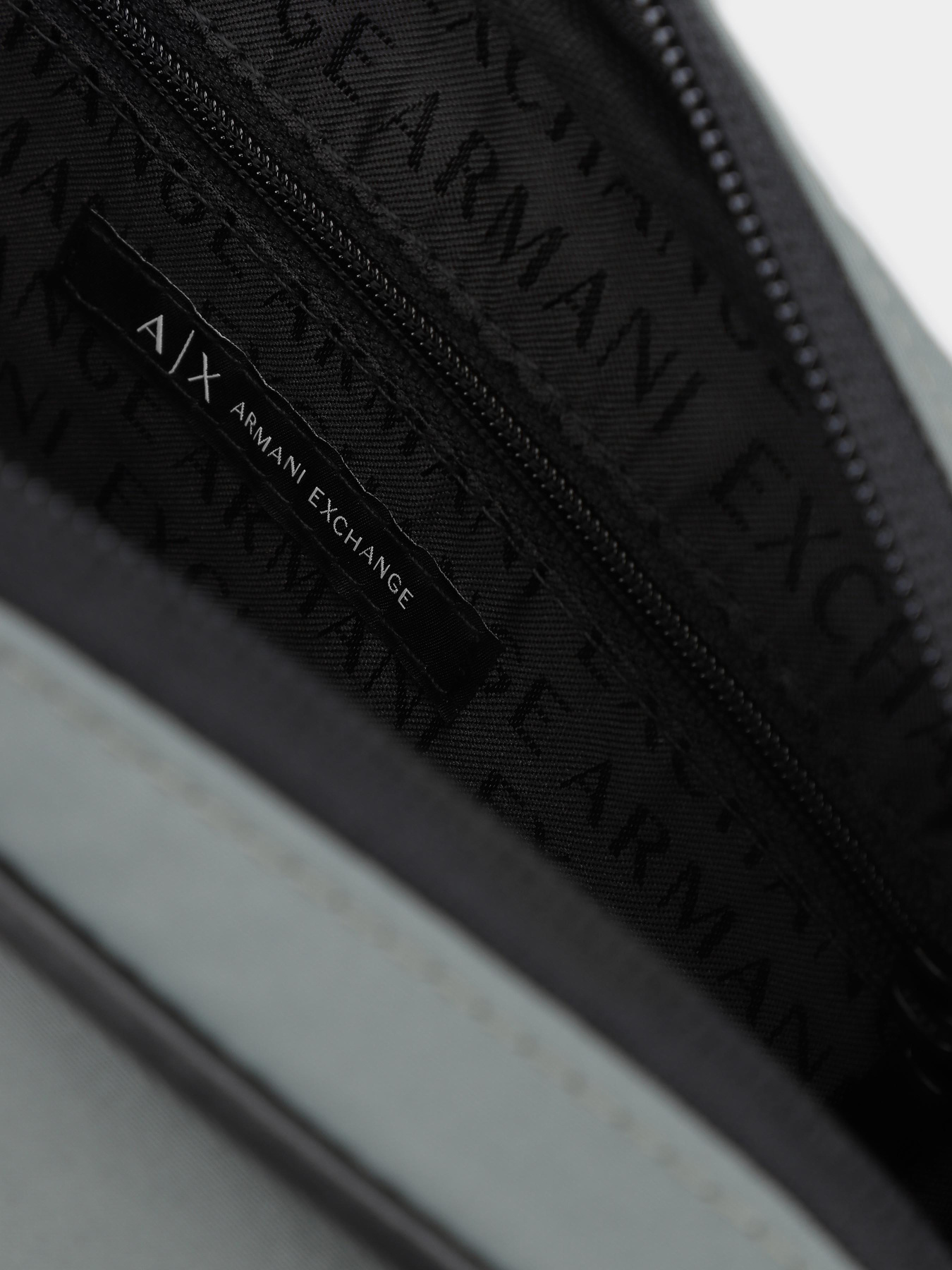 Сумки Armani Exchange модель 952620-4R832-44984 Фото