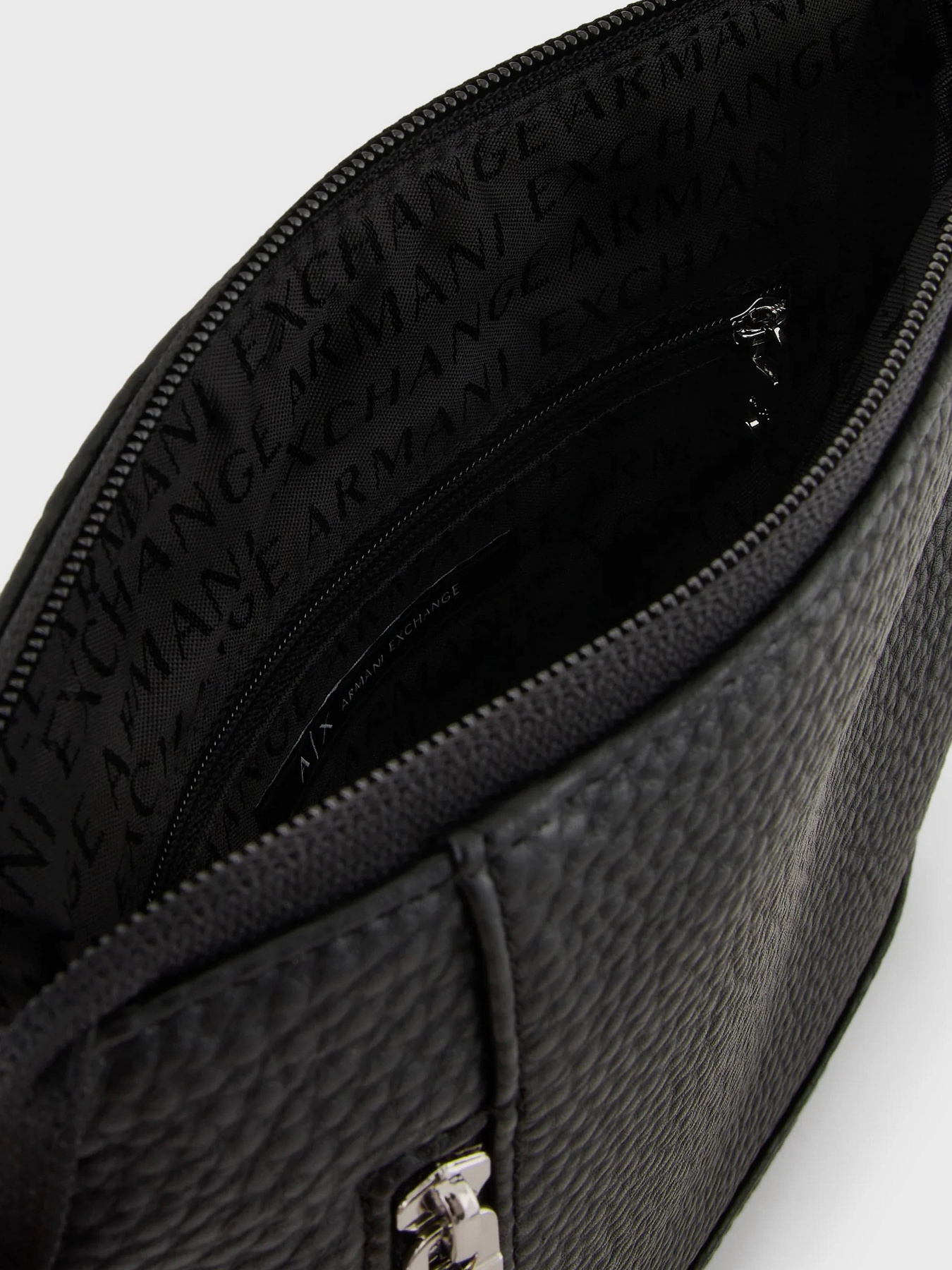 Сумки Armani Exchange модель 952652-CC828-00020 Фото