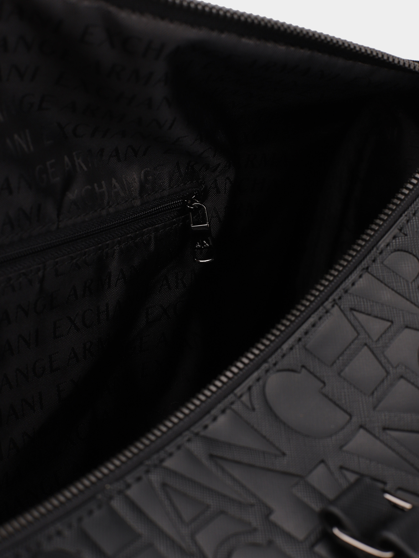 Дорожные сумки и чемоданы Armani Exchange модель 952658-CC838-00020 Фото