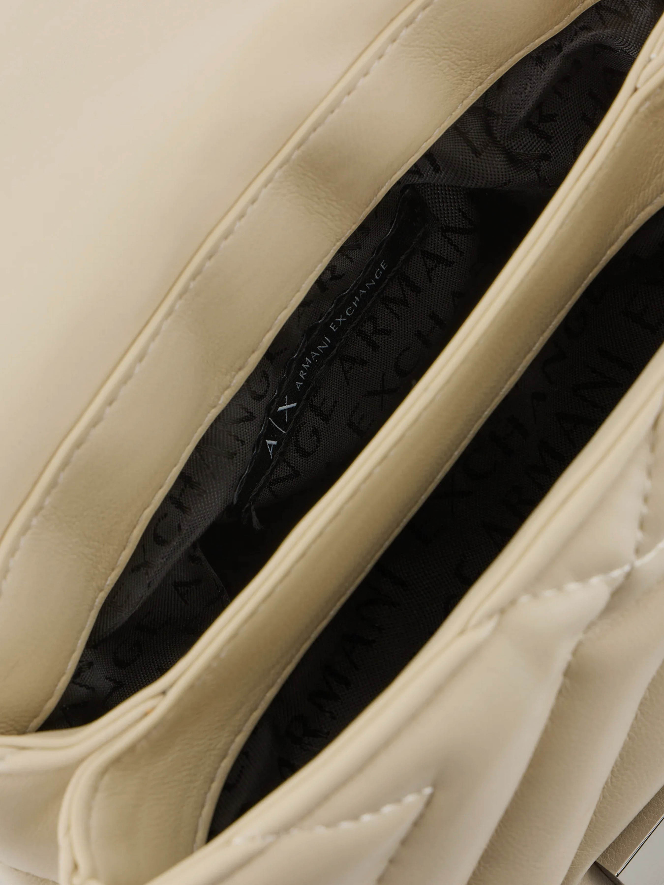 Сумки Armani Exchange модель 948587-4R742-11950 Фото