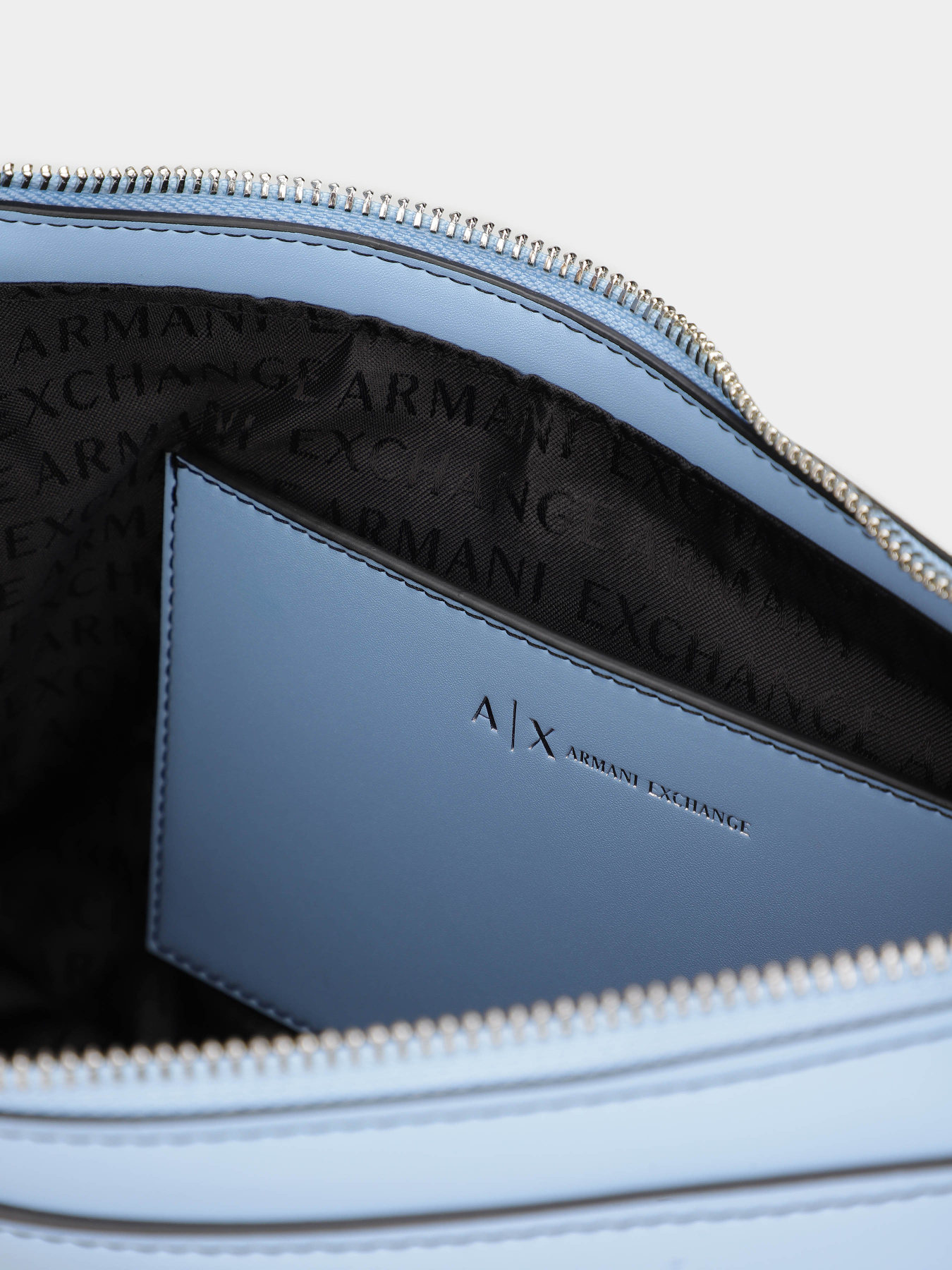 Сумки Armani Exchange модель 949141-4R754-24532 Фото