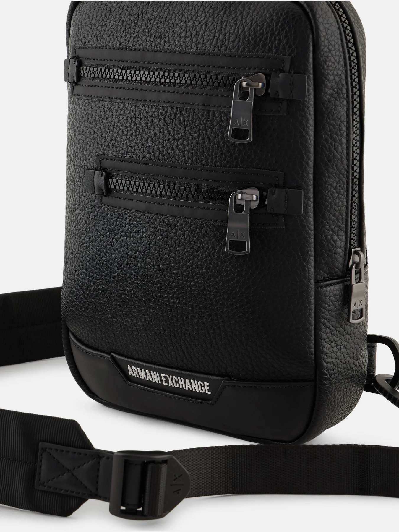 Сумки Armani Exchange модель 952696-4F863-00020 Фото
