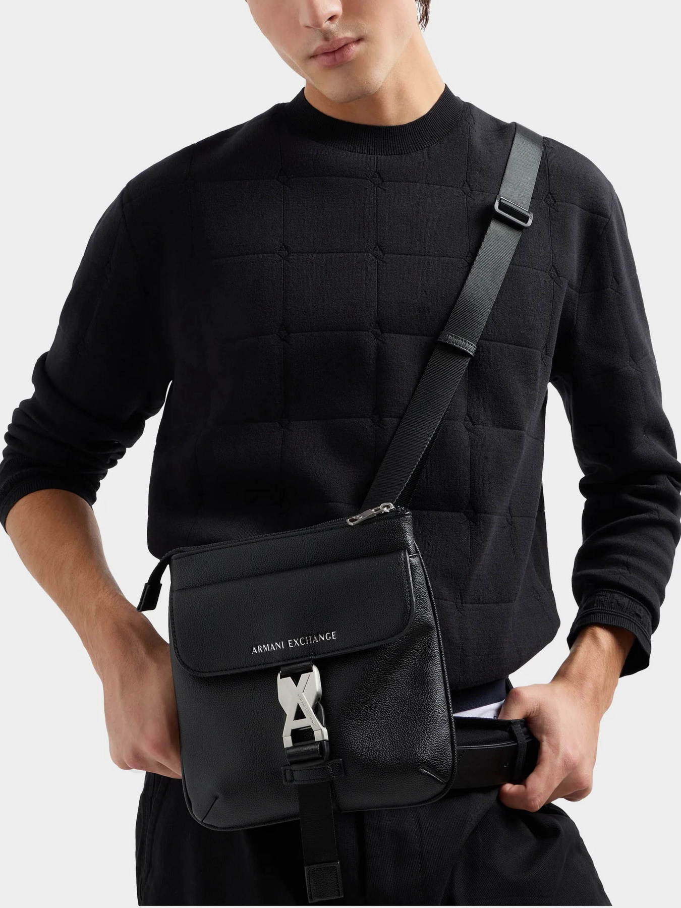 Сумки Armani Exchange модель 952698-4F864-00020 Фото