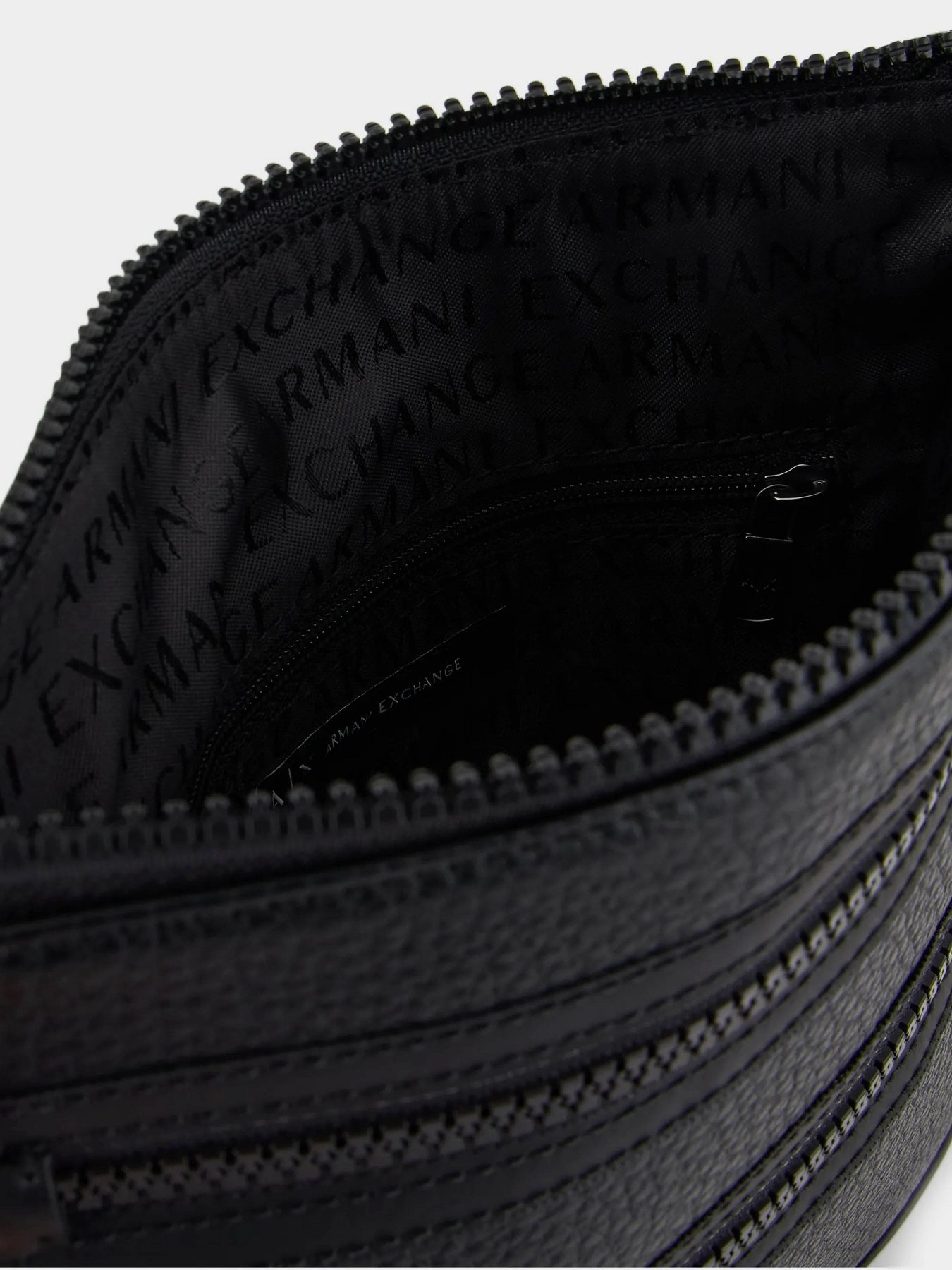 Сумки Armani Exchange модель 952715-4F863-00020 Фото