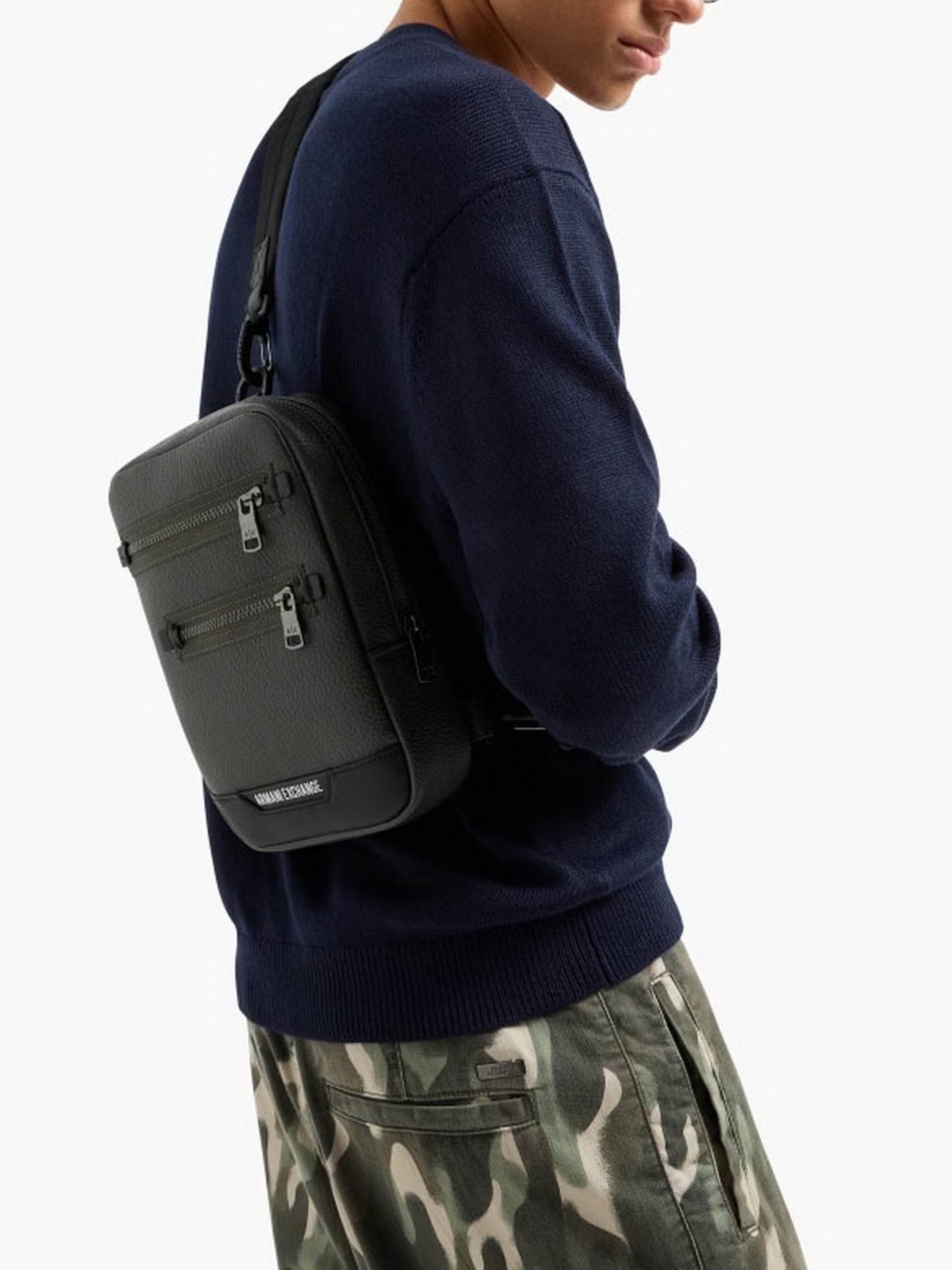 Сумки Armani Exchange модель 952696-4F863-01447 Фото
