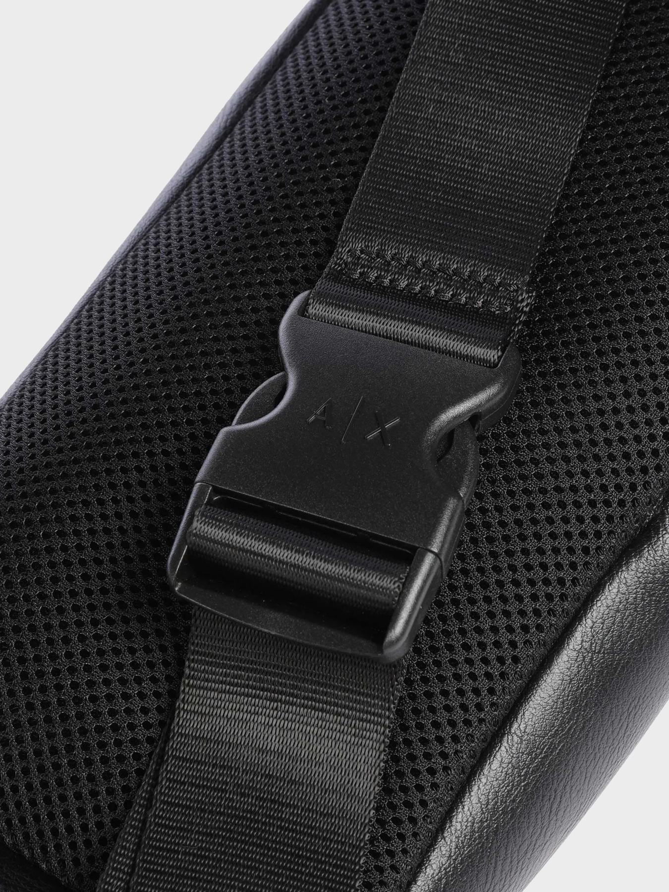 Сумки Armani Exchange модель 952708-4F869-00020 Фото