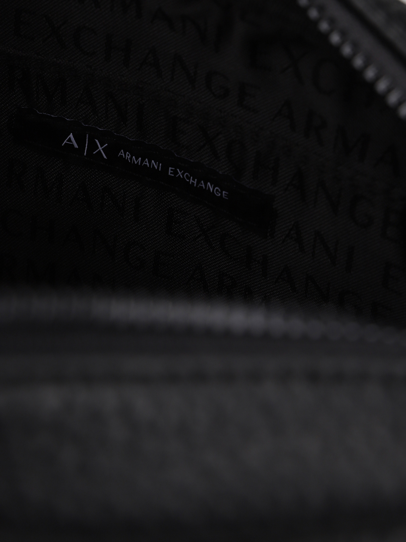 Сумки Armani Exchange модель 952709-4F872-00020 Сумки Armani Exchange модель 952709-4F872-00020 Фото