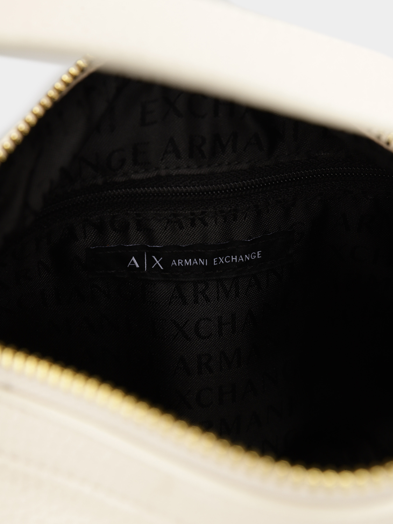 Сумки Armani Exchange модель XW000917-AF11902-U1074 Сумки Armani Exchange модель XW000917-AF11902-U1074 Фото