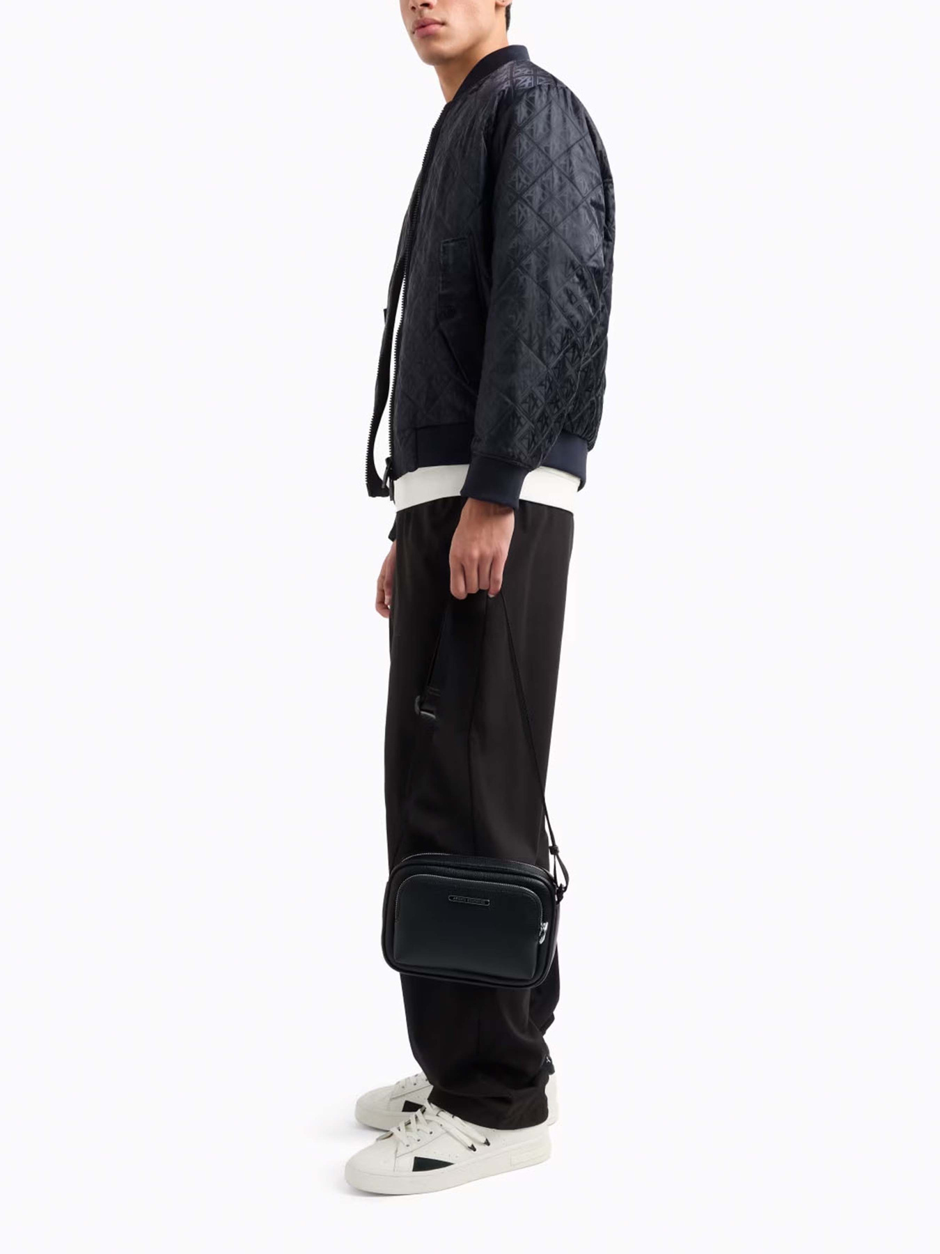 Сумки Armani Exchange модель XM000847-AF12134-UC001 Фото