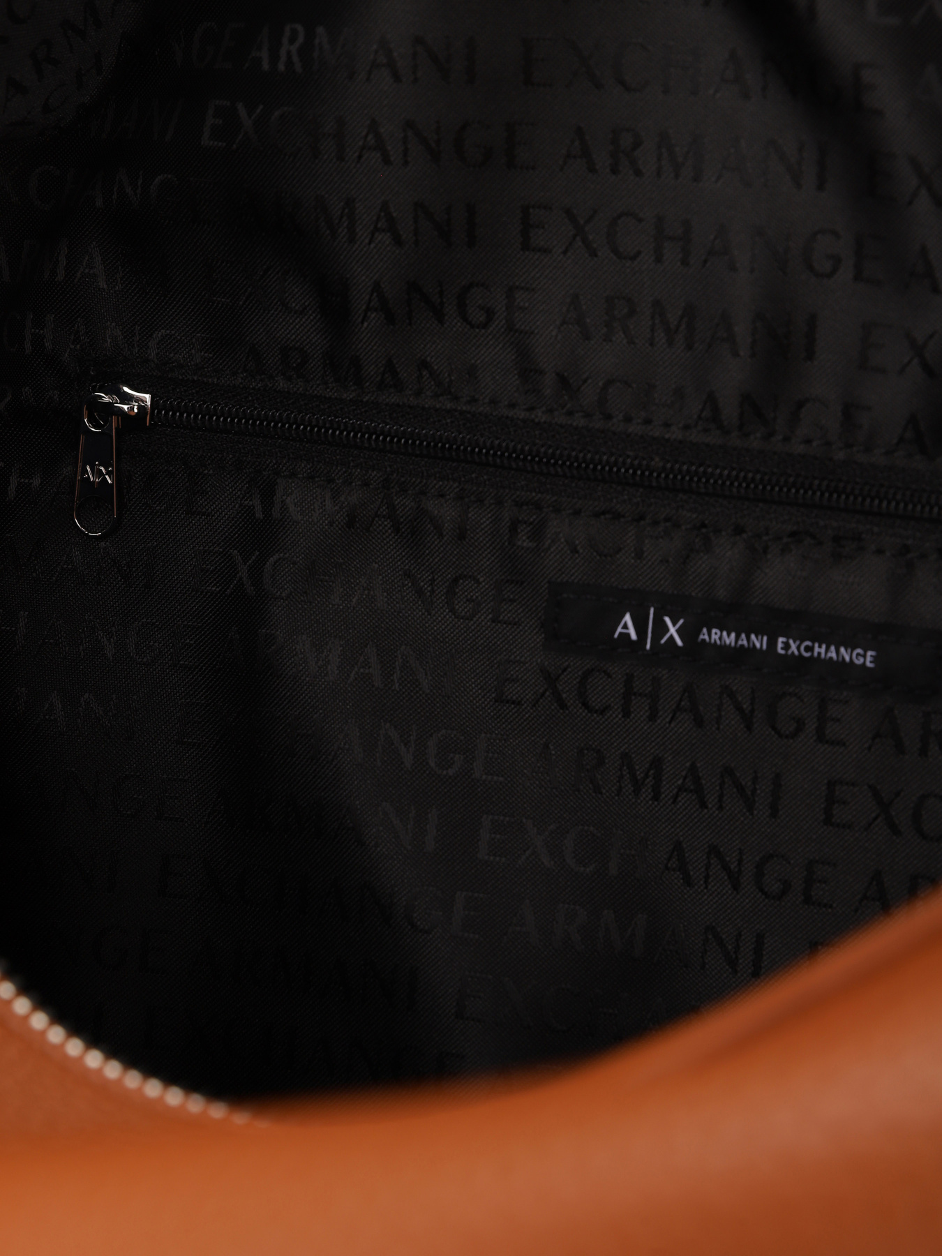 Сумки Armani Exchange модель XW000915-AF11902-U6164 Фото
