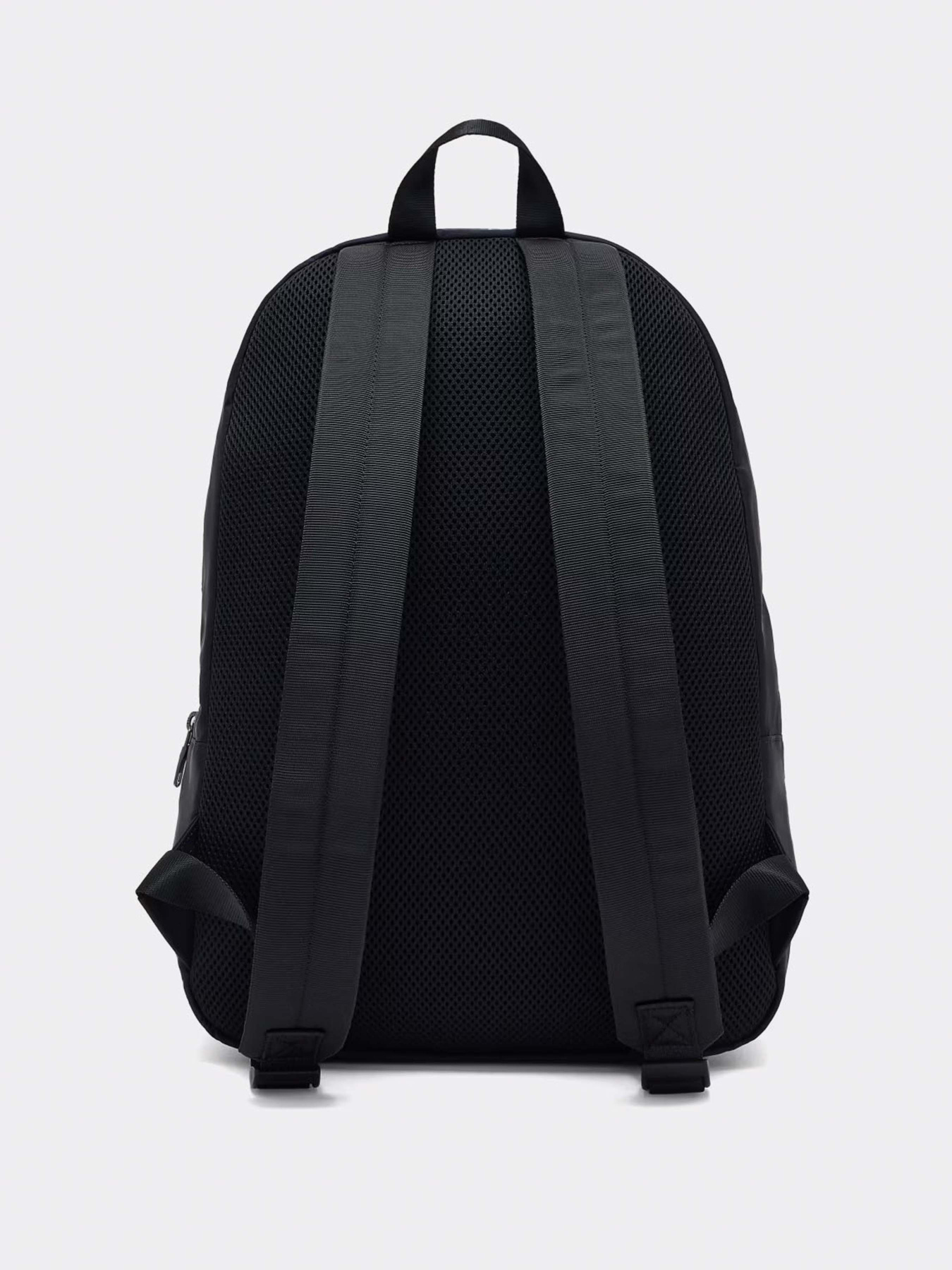 Рюкзаки Armani Exchange модель XM000030-AF15129-UB101 Рюкзаки Armani Exchange модель XM000030-AF15129-UB101 Фото