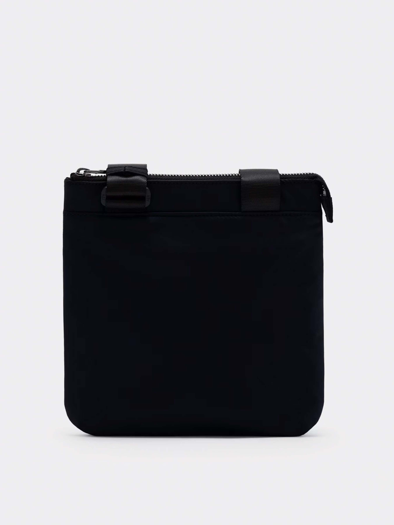 Сумки Armani Exchange модель XM000105-AF15129-UB101 Фото