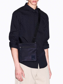Сумки Armani Exchange модель XM000105-AF15129-UB101 Фото