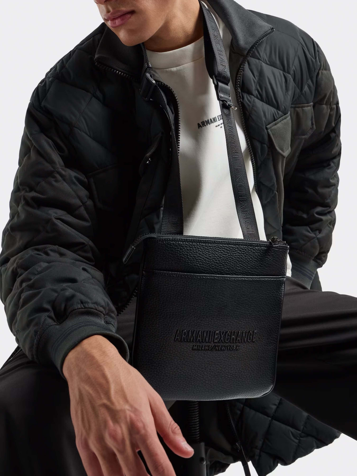 Сумки Armani Exchange модель XM000155-AF11931-UC001 Фото