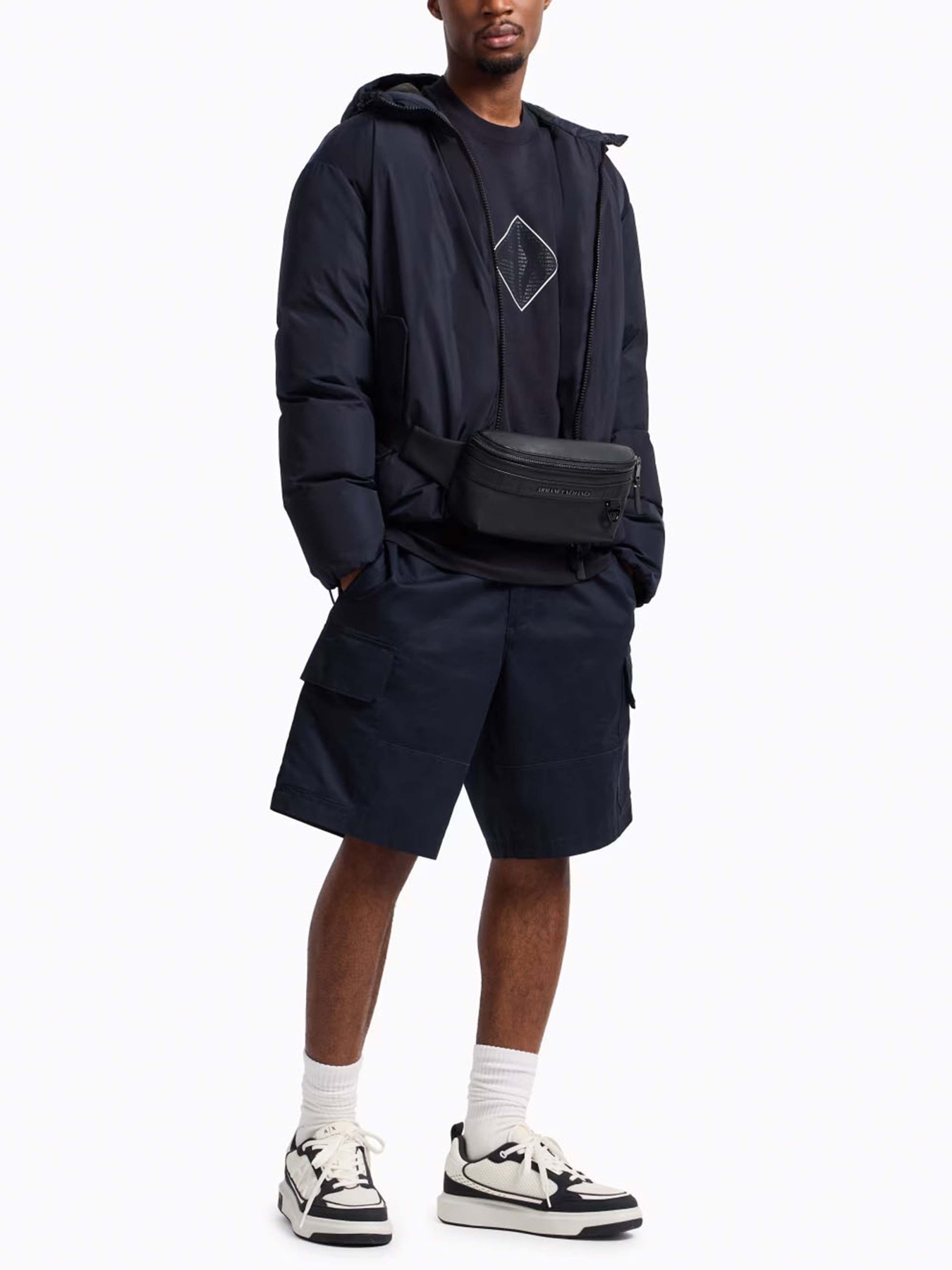 Сумки Armani Exchange модель XM000254-AF11925-UC001 Фото