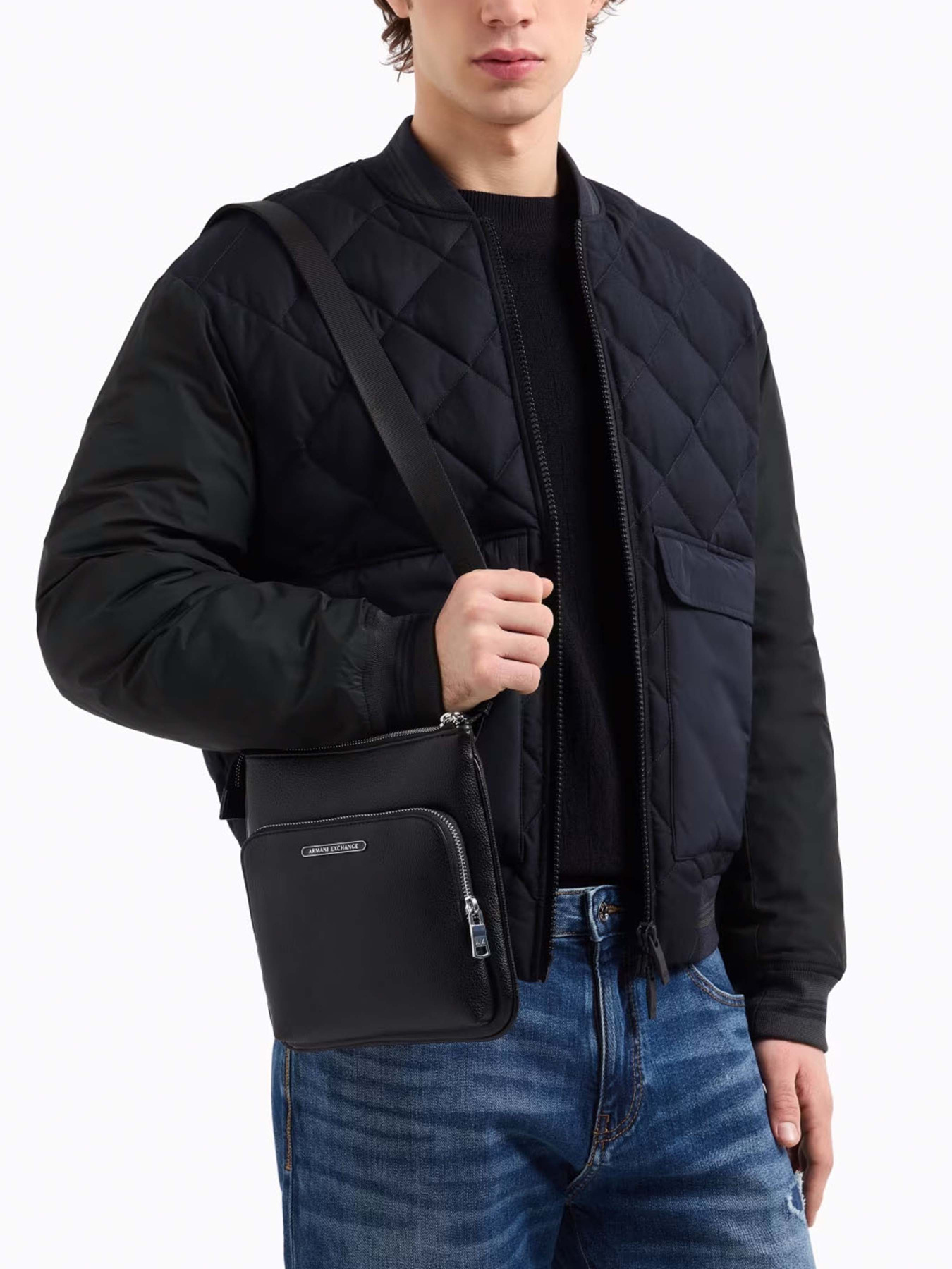 Сумки Armani Exchange модель XM000846-AF12134-UC001 Фото