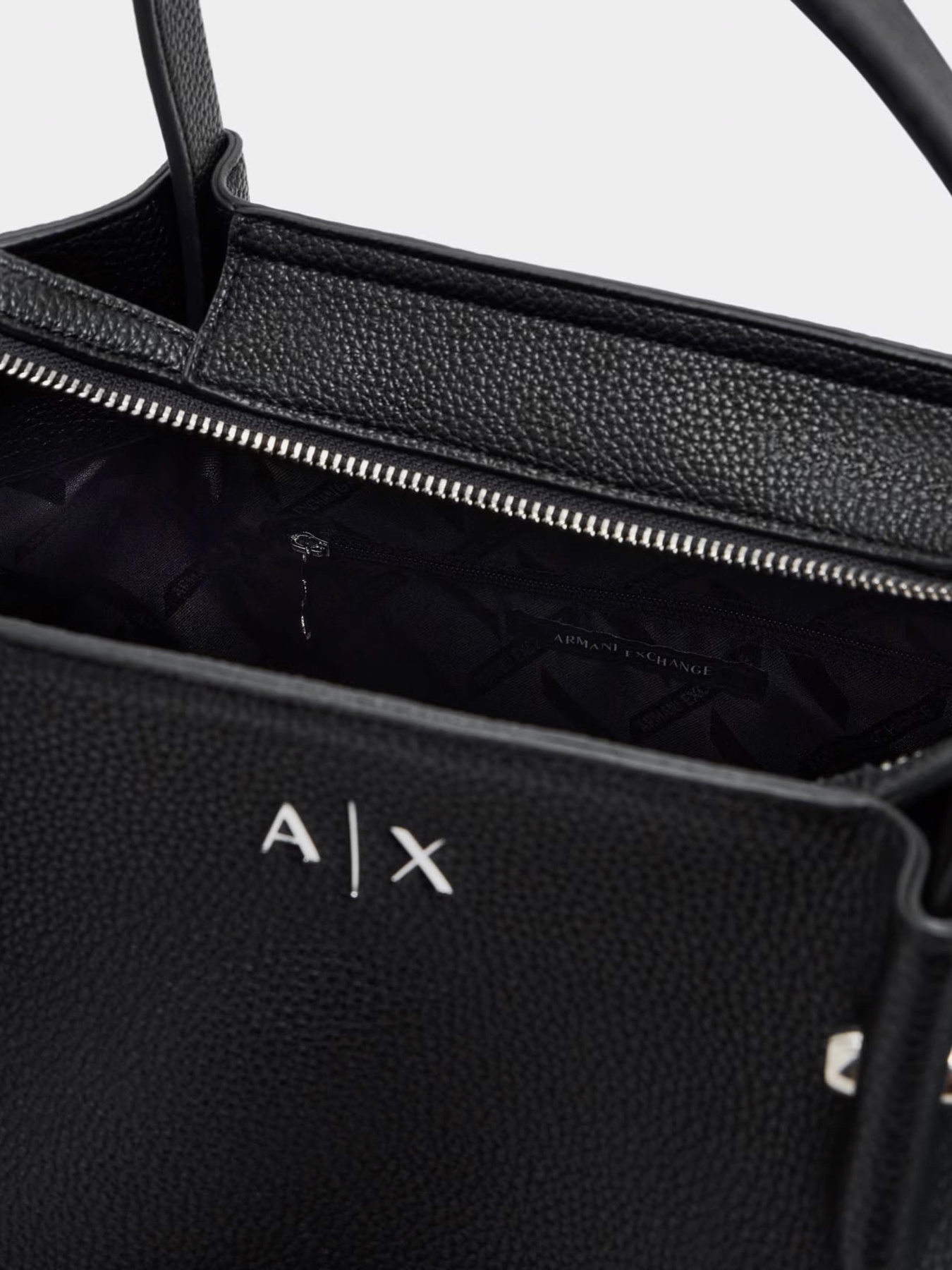 Сумки Armani Exchange модель XW001211-AF15625-UC001 Фото