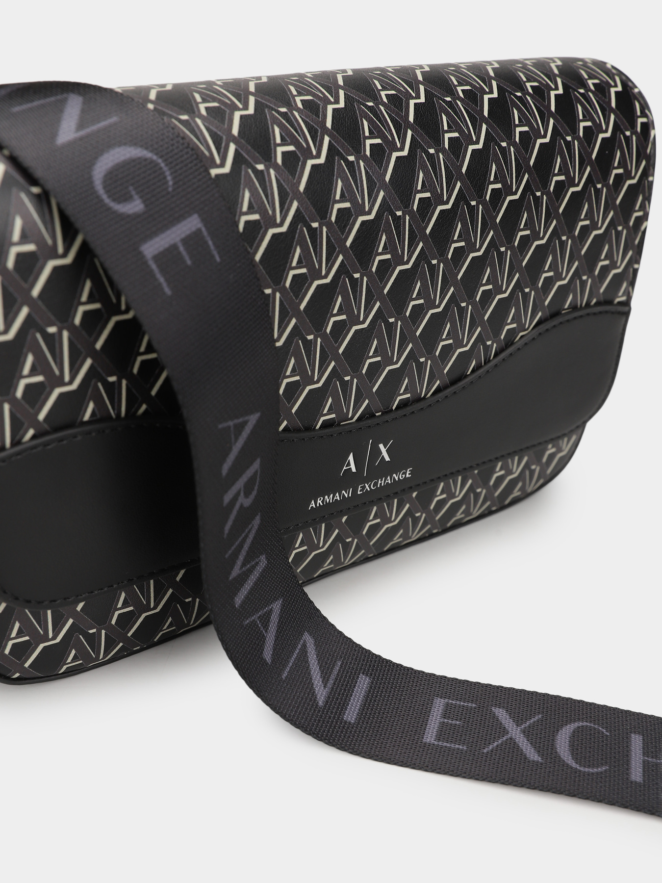 Сумки Armani Exchange модель XW001596-AF17145-MC043 Фото