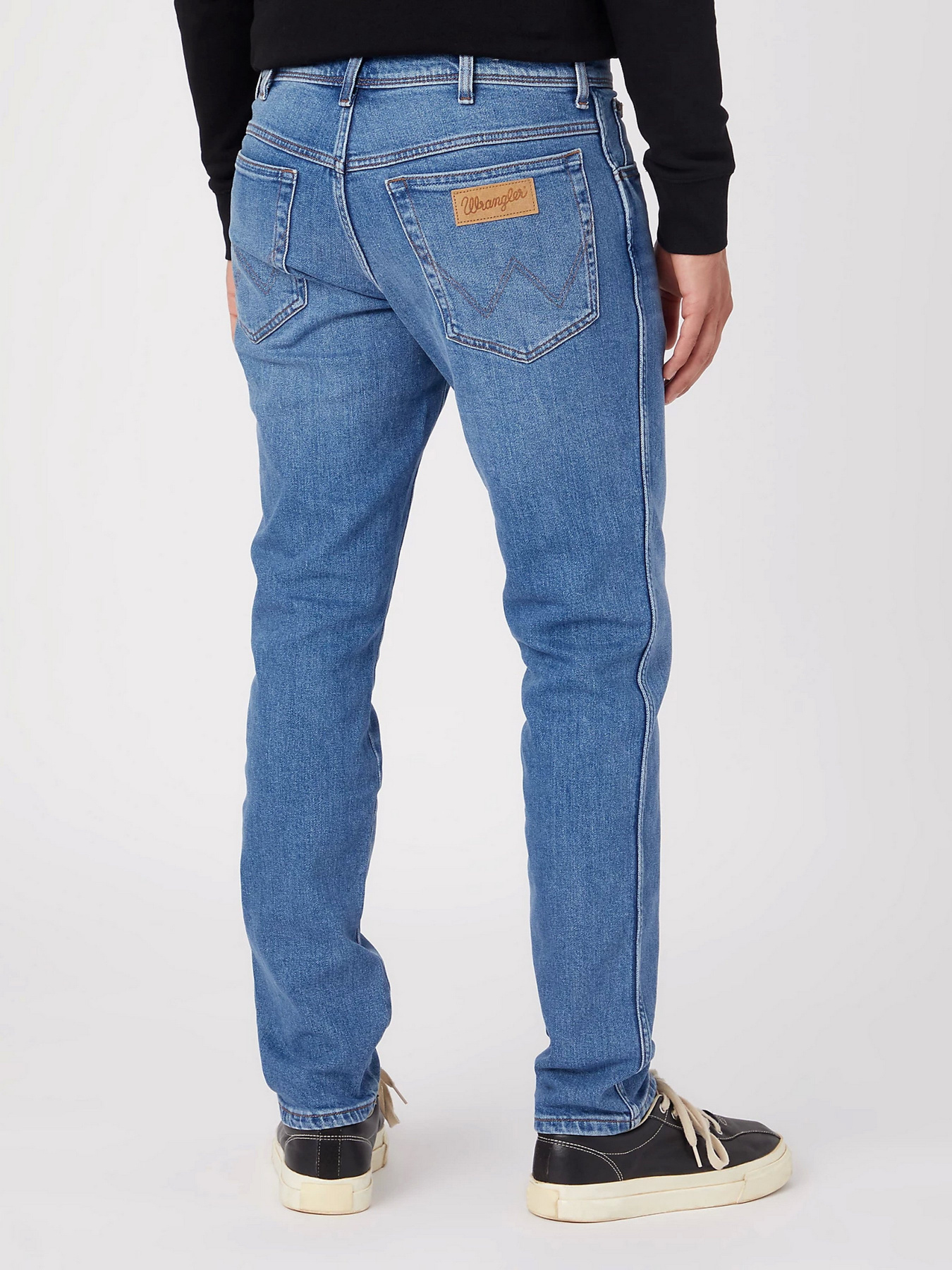 Джинсы Wrangler модель W12TJX21Y32_32 Фото