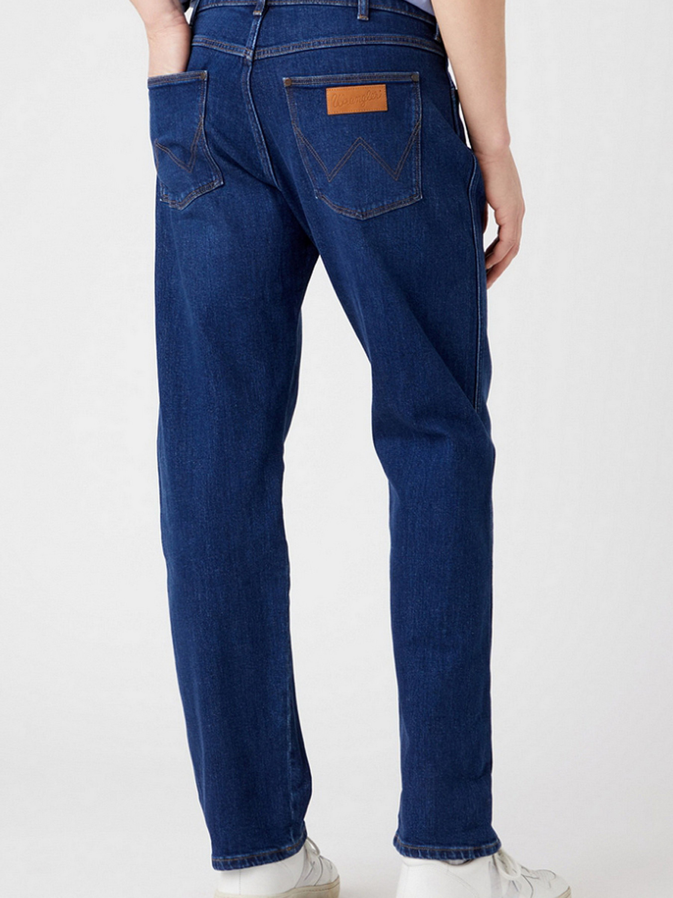Джинсы Wrangler модель W16VJX20C32_32 Фото