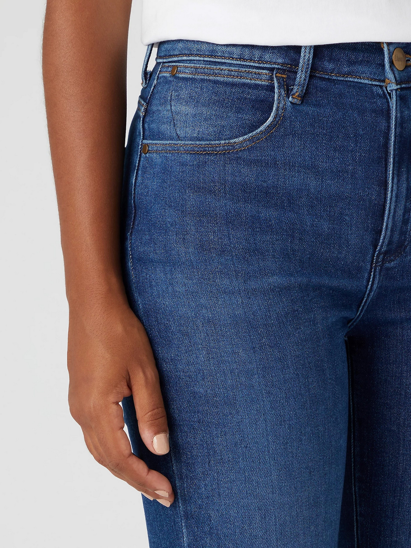 Джинси Wrangler Slim Authentic Love модель W26LZM23Z32_32 Фото