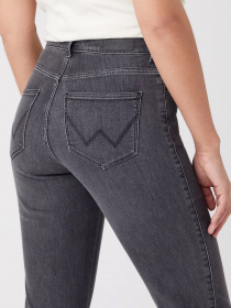 Джинсы Wrangler Straight Driveway модель W26R95W1132_32 Фото