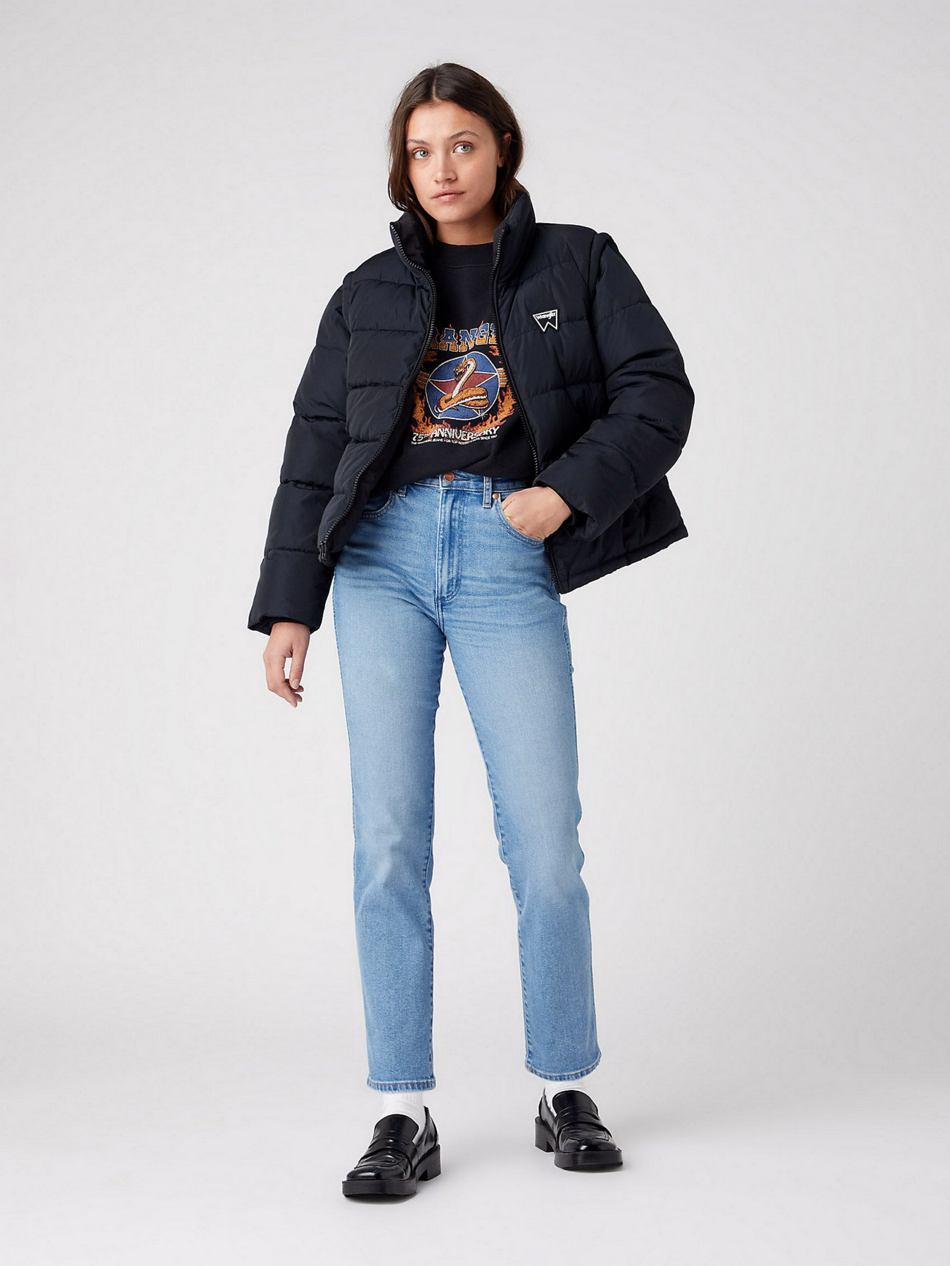 Куртки та дублянки Wrangler Short Puffer модель W4R9YJ10000 Фото