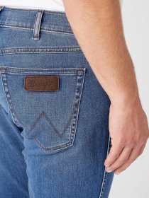 Джинсы Wrangler Greensboro модель W15QMU91Q_32 Фото