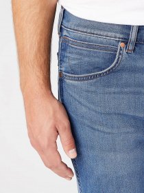 Джинсы Wrangler Greensboro модель W15QMU91Q_32 Фото