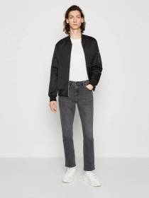 Джинси Wrangler Larston модель W18S29Z79_32 Фото