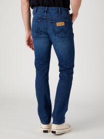 Джинсы Wrangler Larston модель W18SOC42G_32 Фото