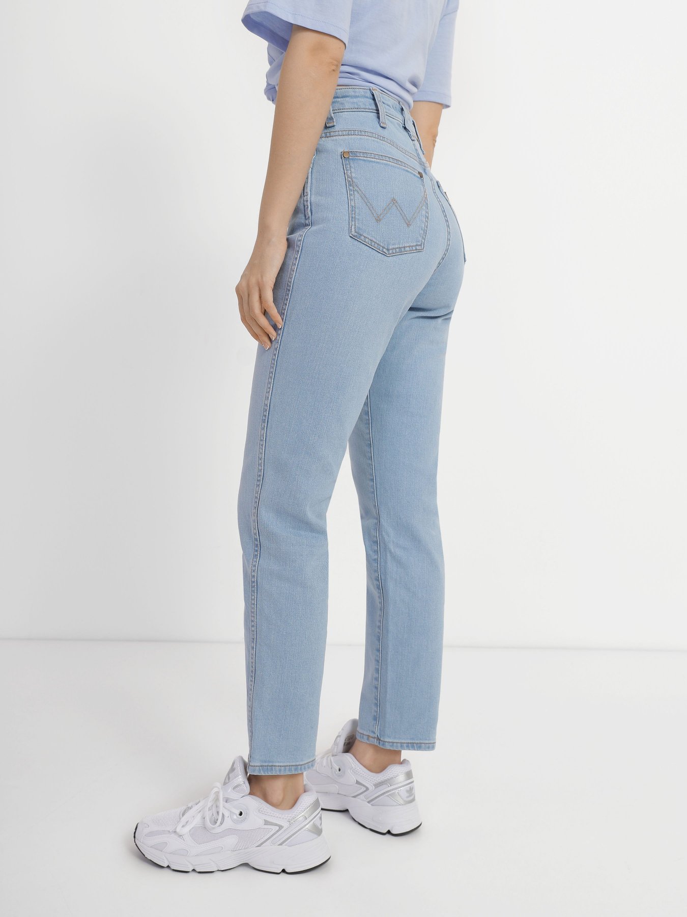 Джинси Wrangler Mom модель W246HN42H_32 Фото