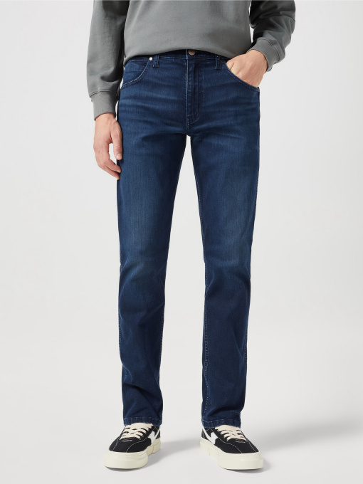 Джинси Wrangler Greensboro модель 112350742 Фото